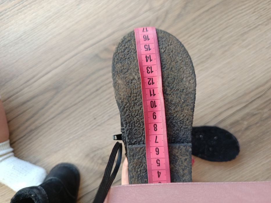 Buty za kostkę, botki, zimowe kozaczki dla dziewczynki r 23