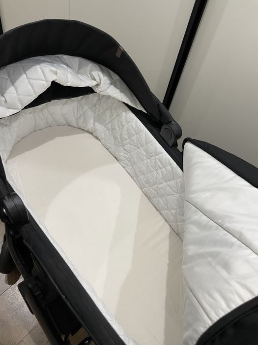 Коляска Carrello Epica 2 в 1