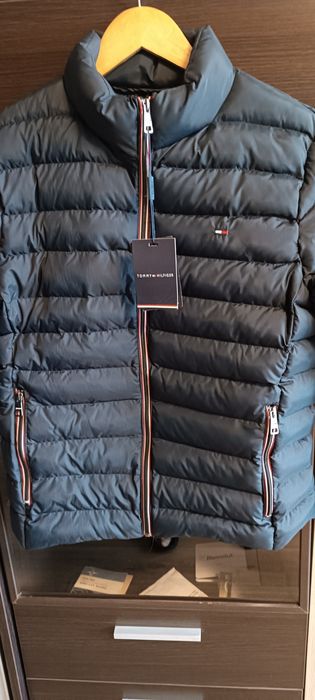 Sprzedam kurtkę zimową damską Tommy Hilfiger