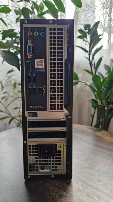 komputer Dell Vostro 3471 i3-9100 / 8GB DDR4 / SSD 256GB / WiFi