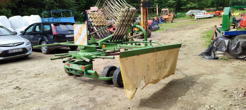 Zgrabiarka karuzelowa Krone KS 3.50/10