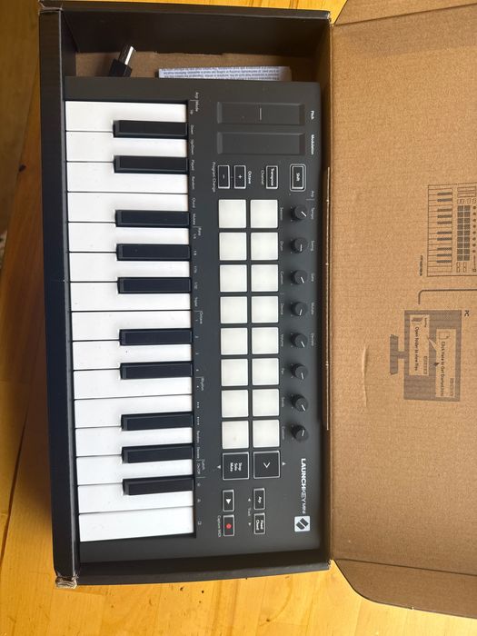 Launchkey Mini mk3 excelente condição