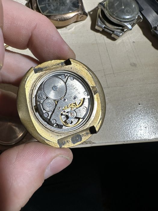 Часы Ракета города позолоченные