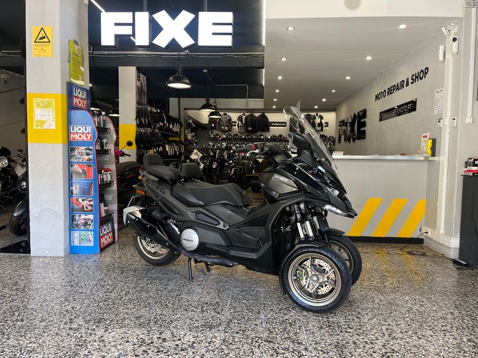 Kymco CV3 550 cc, de 2025 com 5523 Kms. Segura, Distinta, Carta de Carro