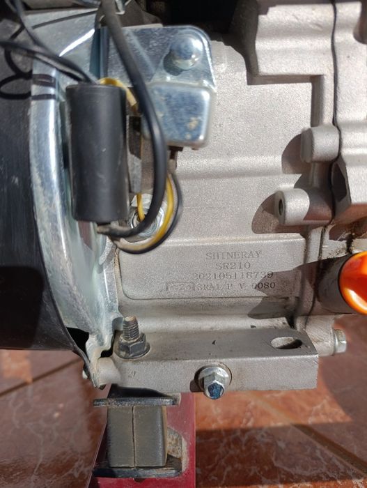 Gerador Powermate by Pramac EM2800 AVR – Semi-novo