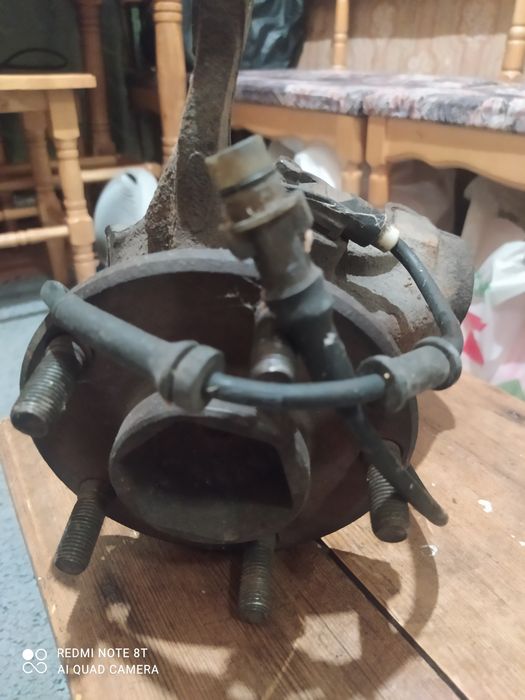 Продам ступицу с датчиком