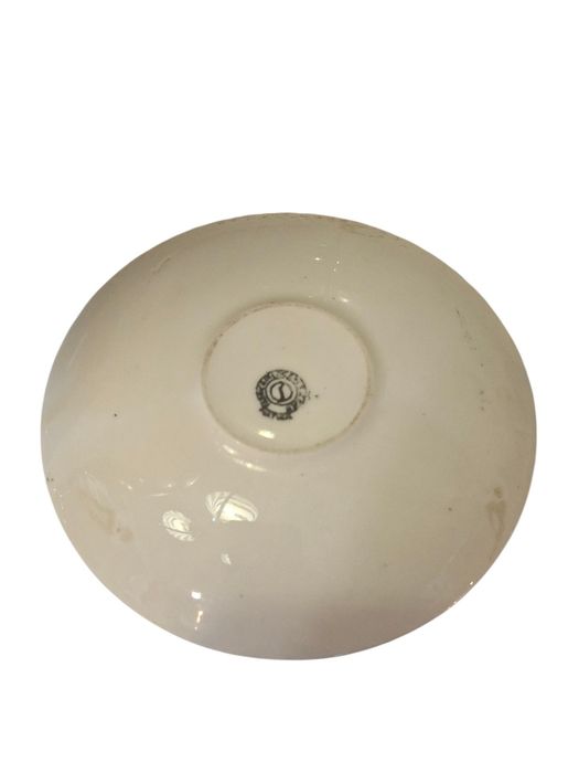 Chávena antiga de café da antiga fábrica de loiça de Sacavém