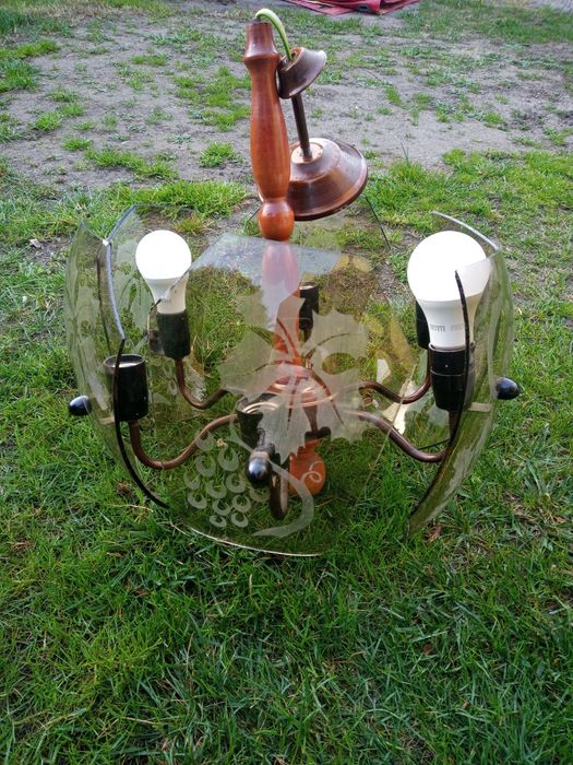 Stary żyrandol.     .