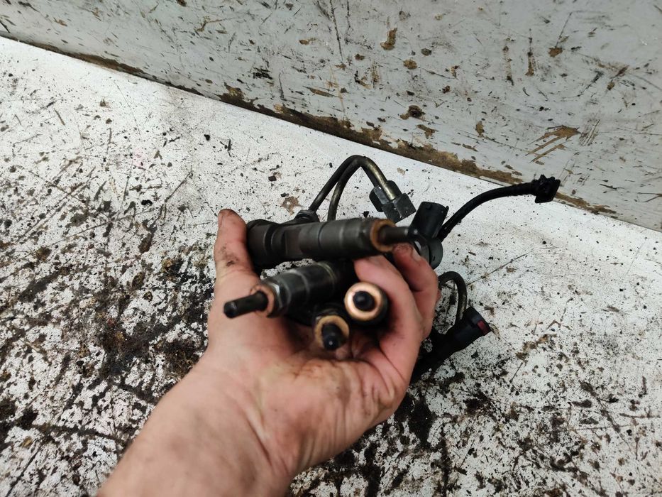 Renault Laguna II Scenic II Megane II 1.9 DCI Wtryskiwacze Wtryski