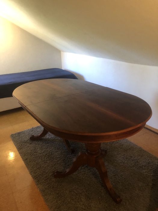 Mesa de madeira pinho