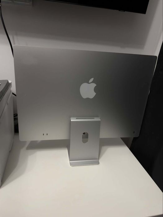 Apple iMac 24" (M4, 256 GB, 8-core CPU / 8-core GPU) – Stan Idealny, Jak Nowy!