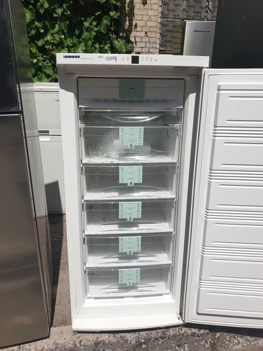 Морозильна, морозильная камера Liebherr GNP 3376