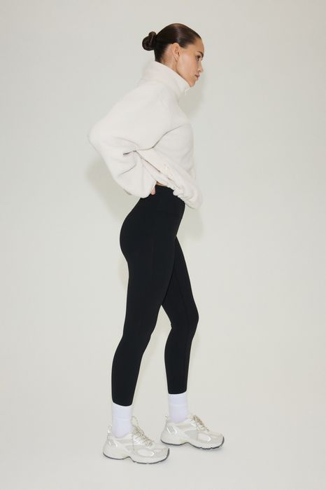 Молочна  фліска H&M Teddy Fleece (Розмір M)