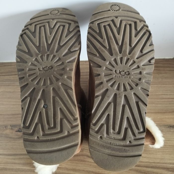 UGG Bailey Button 2 buty zimowe śniegowce roz 37