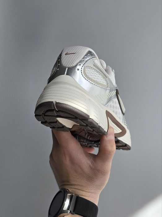 Кросівки Кроссовки Nike V5 RNR White Silver Brown Белый Коричневый Білий Коричневий Кросовки демісезон