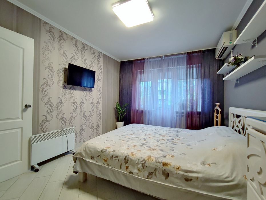 1-кімнатна, Липківського 3, 5 хв залізничний вокзал, від власника