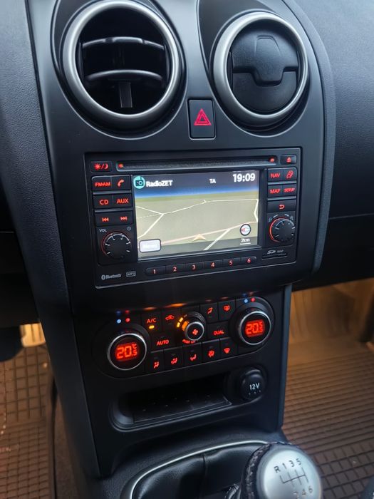 NISSAN*QASHQAI*2.0*141KM*Navi*Panorama*Alu*Opłacony*Piękny*Stan!