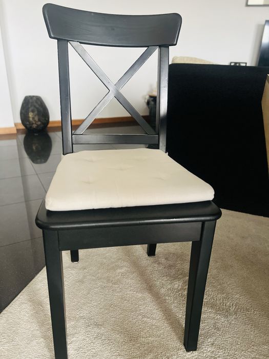 Cadeiras Ingolf pretas