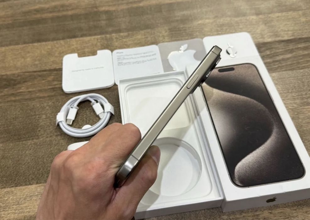  Apple iPhone 15 Pro 128GB Natural Titanium I Bateria 88% I j. Nowy