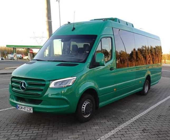 Przewozy autokarowe - wynajem autokarów