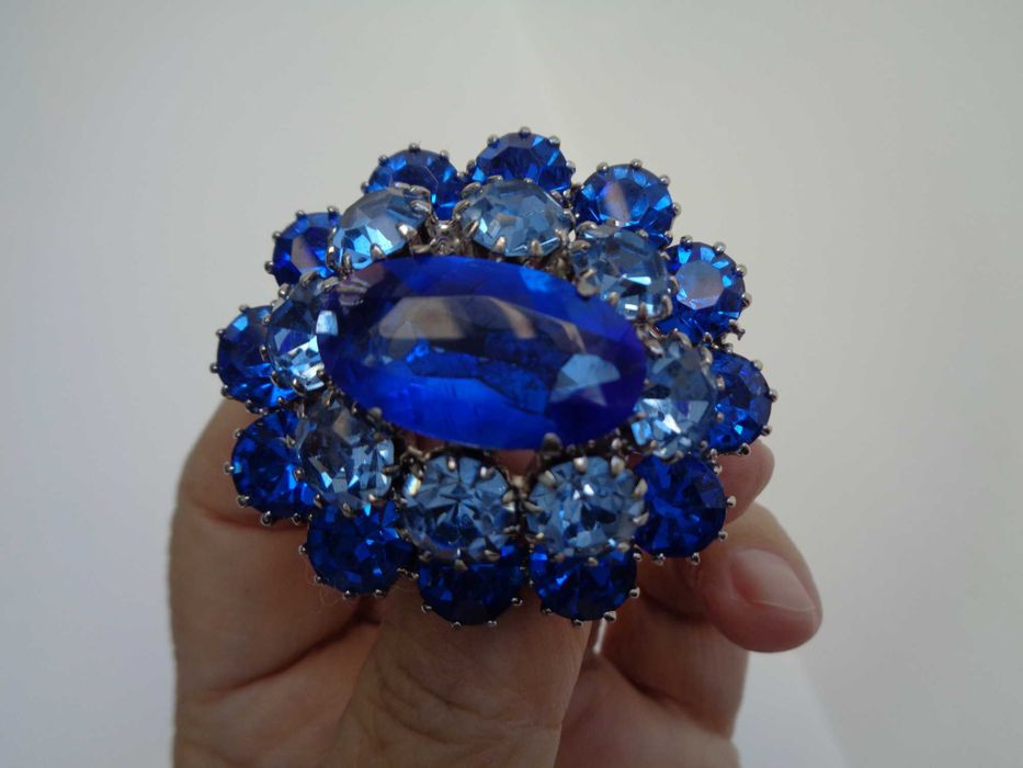 святк брошка 4,5*4*2см вінтаж стан нов