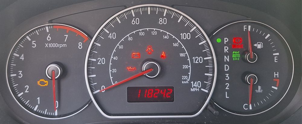 Suzuki SX4 srebrny