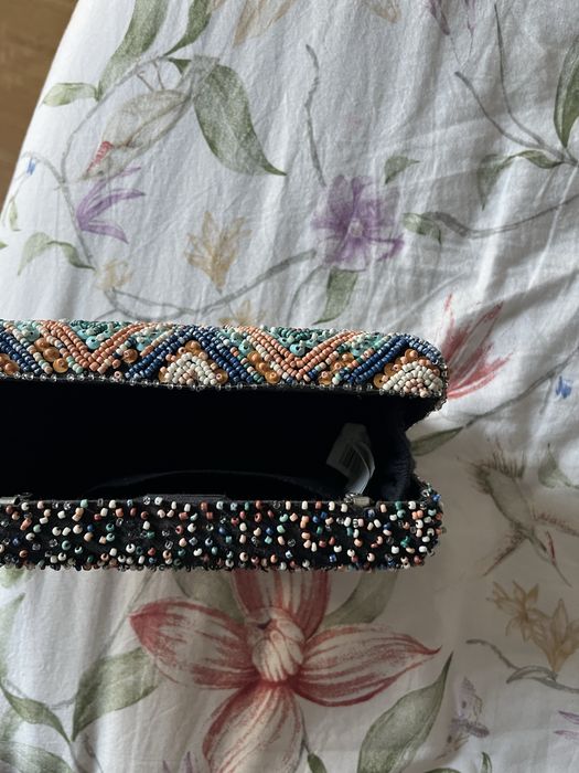 Pochete de missangas Parfois