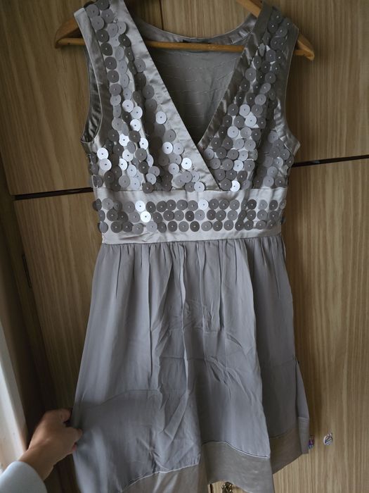 Sukienka jedwabna BCBG Maxazaria rozm 36