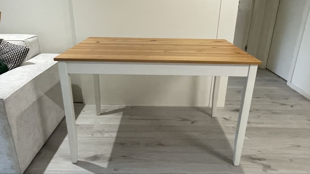 Mesa e 2 cadeiras Ikea