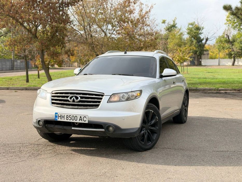 Infinity Fx35 на газу!
