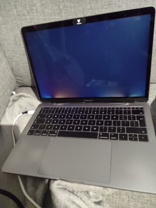 MacBook Pro 13 A1708 (2016/2017) Uszkodzony / Na części + Dysk SSD 256GB