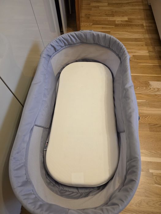 Chicco baby hug 4w1 plus tacka do karmienia