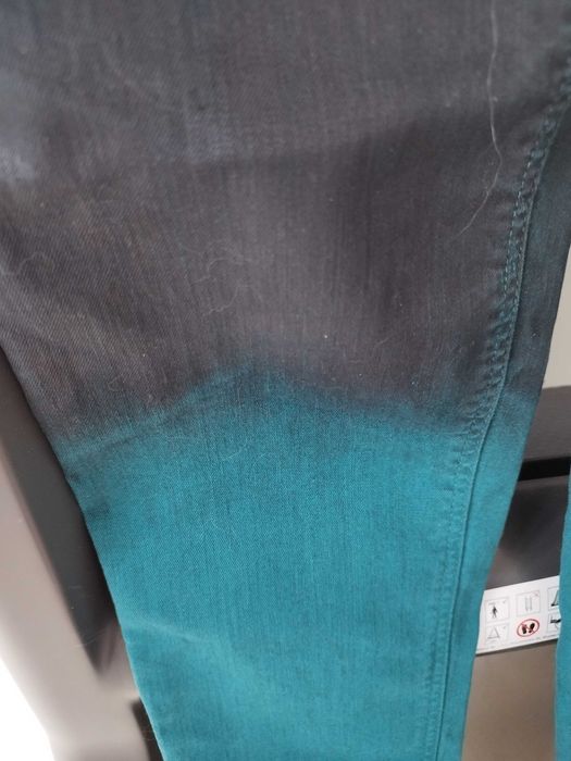 Spodnie damskie dżinsowe (jeans) dwukolorowe, Is Laura Scott, roz 36