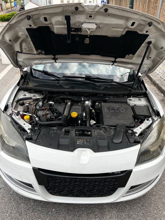 RENAULT Mégane III Coupé Gtline 1.5 dci 110cv