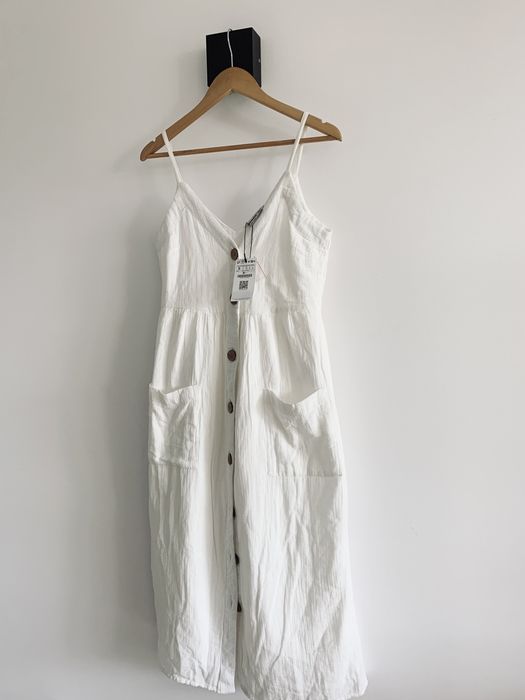 Sukienka biała guziki midi maxi letnia summer Stradivarius