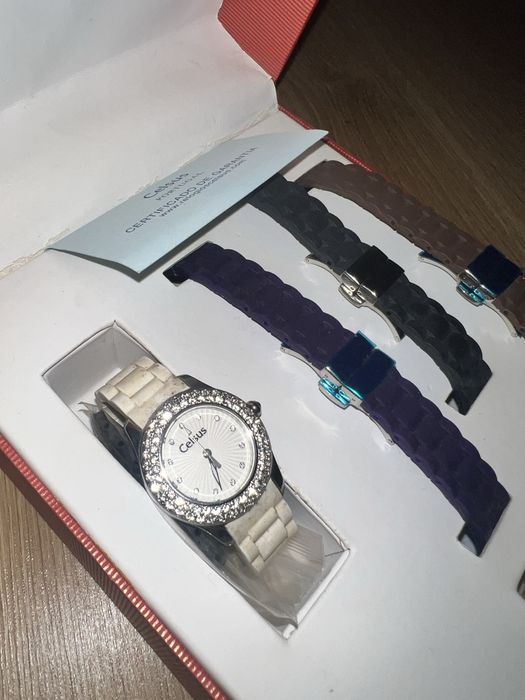 Celsus relógio com diamantes