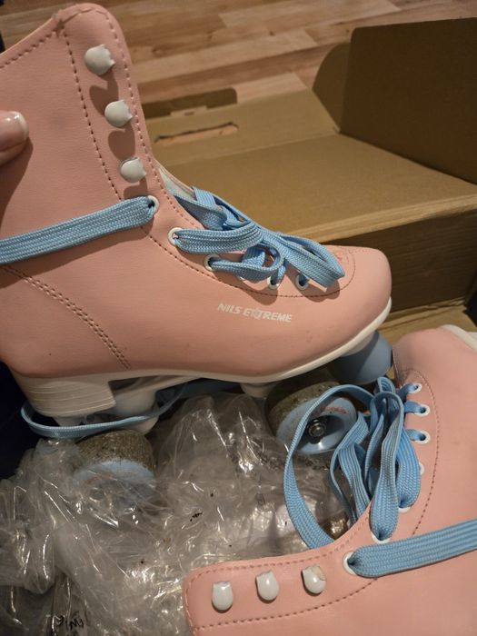 Wrotki Nils Extreme 35