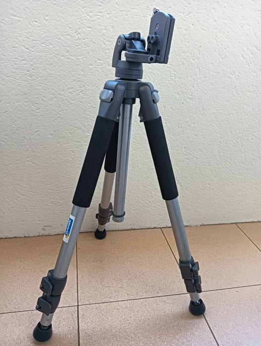 Tripé para máquina fotográfica KENRO
