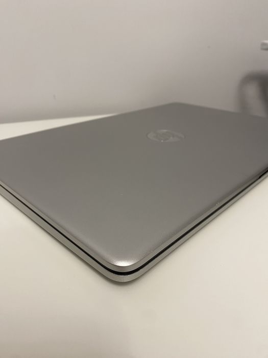 Laptop HP 15s Ryzen 7-5700U/16GB/512GB SSD/Win11