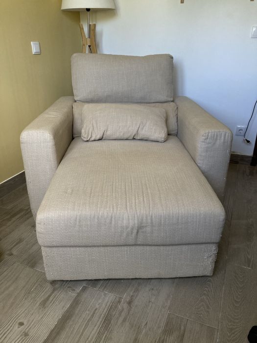 Sofá Poltrona IKEA Eskilstuna