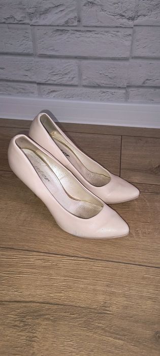 Buty na obcasie jasny róż