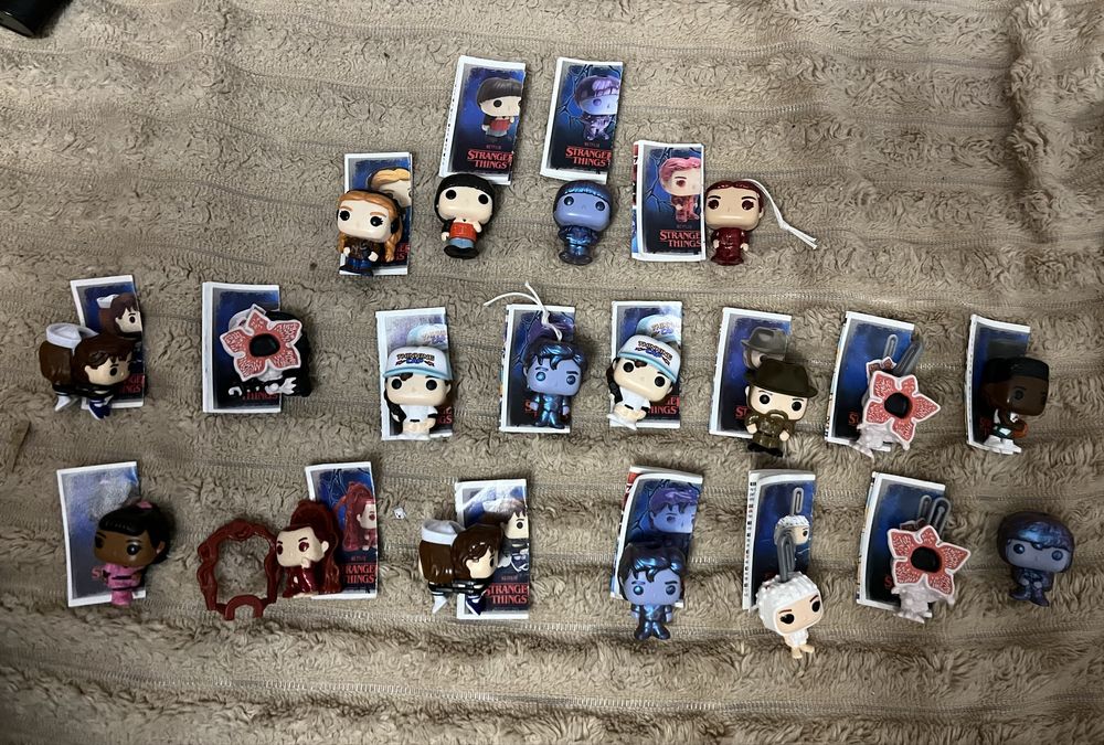 Kinder joy STRANGER THINGS фігурки є Will( Вілл чи Уилл)