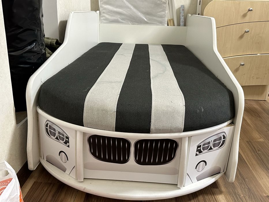 Детская Кровать машина