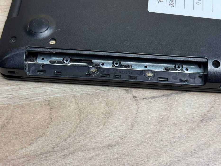 Dell Inspiron 5570 FHD i5-8250u/8GB DDR4/SSD120+500HDD акб 2-3ч