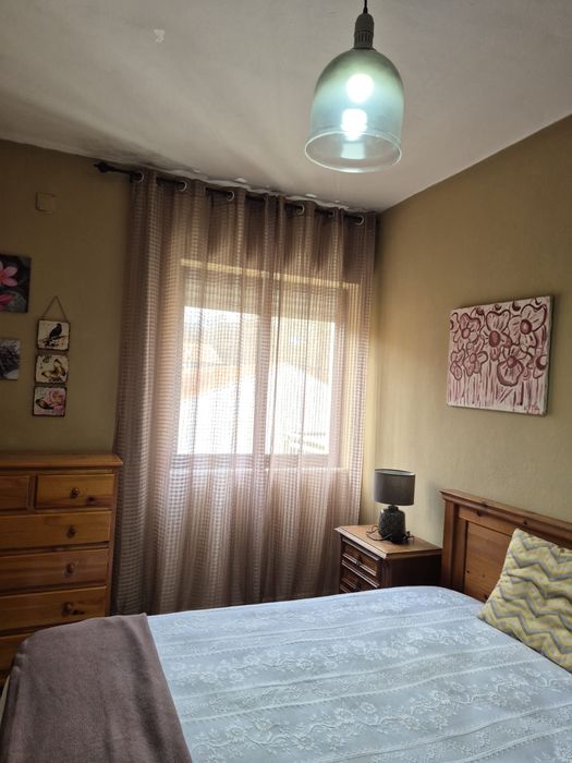 Quarto INDIVIDUAL  perto Bessa/Porto