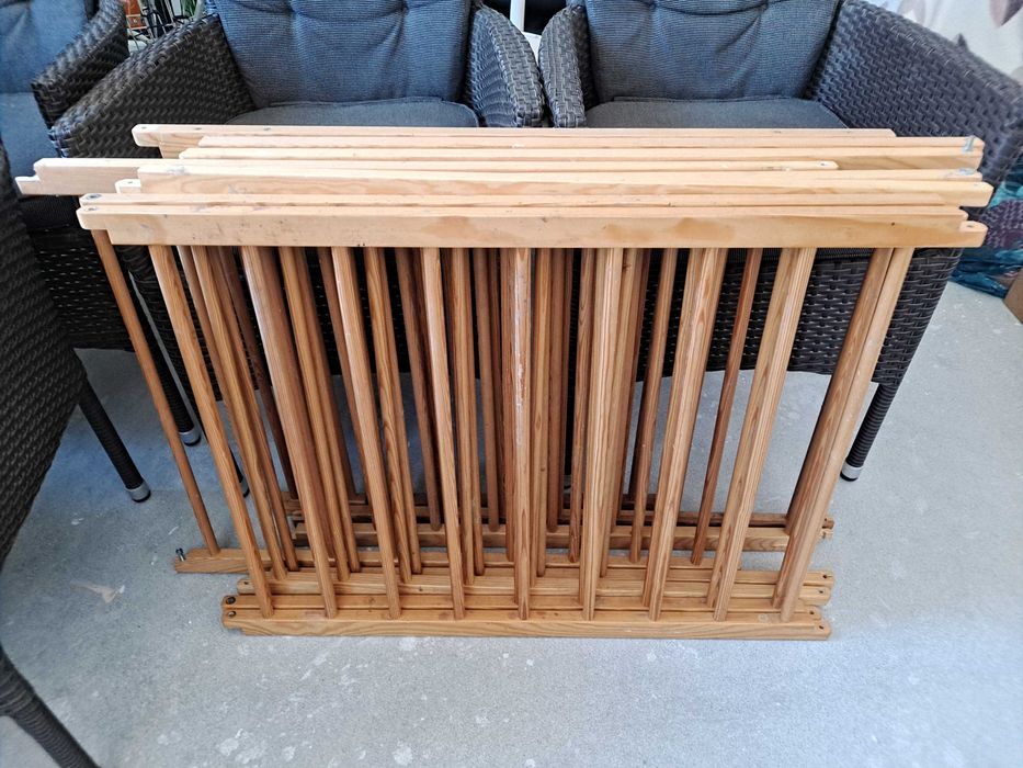 Płotek drewniany/ ogrodzenie dla dziecka niekompletne - brak śrub