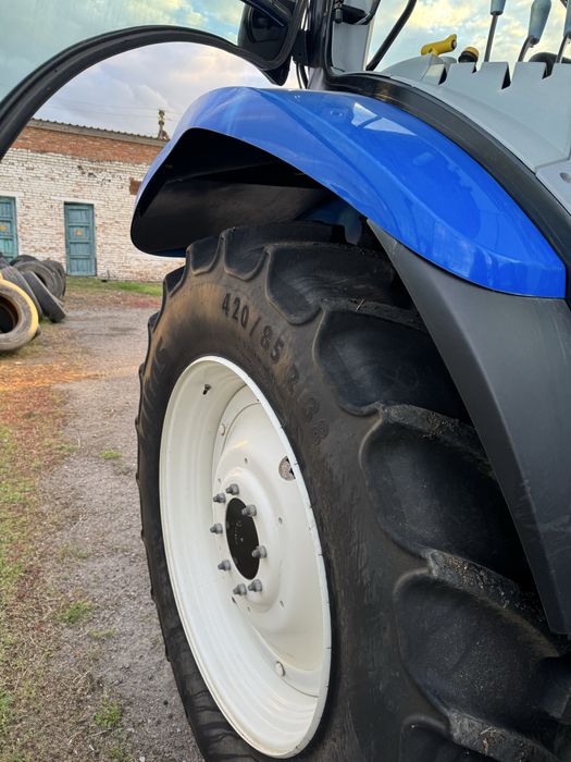 Продам трактор New Holland Т6050