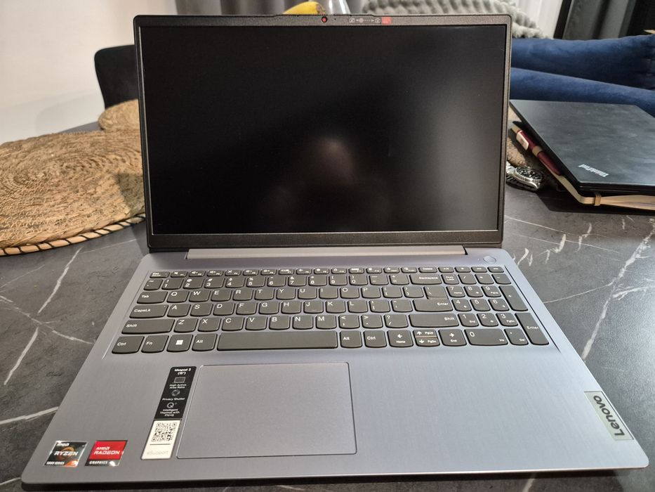 Laptop Lenovo ideapad 3, 15,6', Razen 5 5500u, 16gb, 500gb Win11