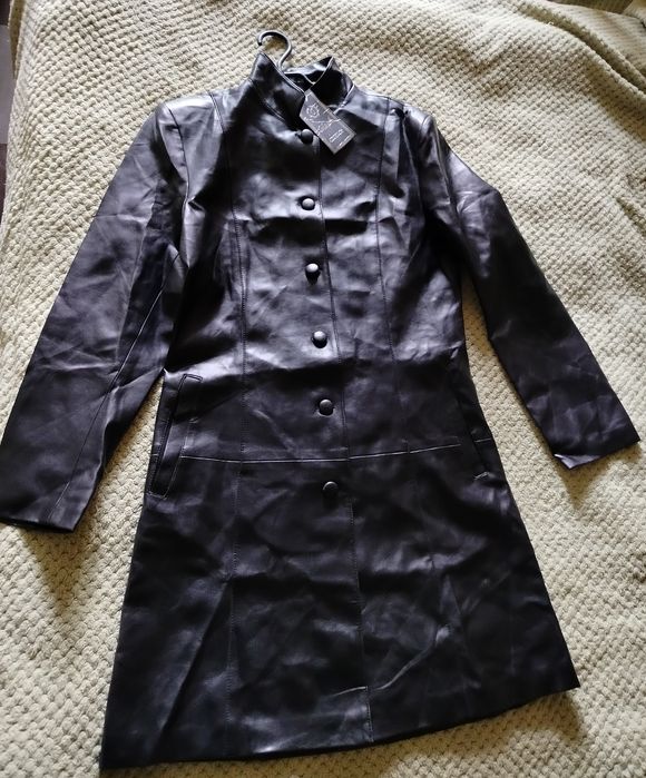 Пальто кожзамшевоє