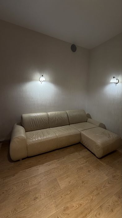 Диван угловой кожа натуральная